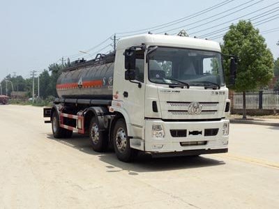 程力威牌CLW5251GFWST5型腐蚀性物品罐式运输车