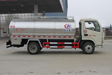 程力威牌CLW5070GNYD5型鲜奶运输车