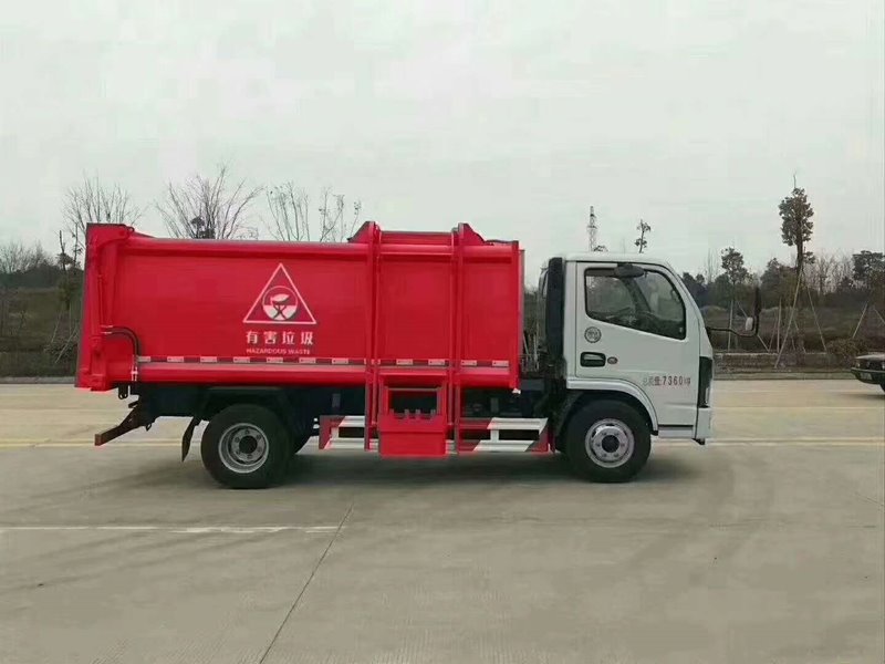 程力威牌CLW5071ZZZD6自装卸式垃圾车