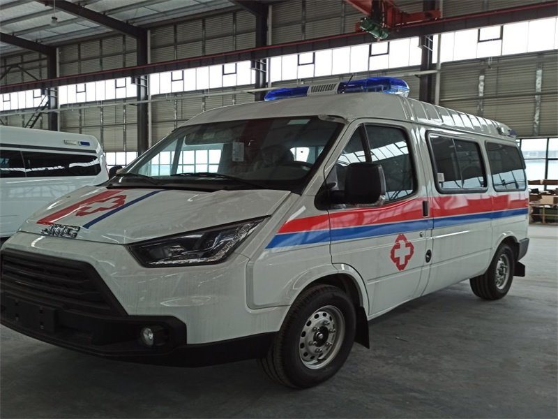 国六江铃特顺短轴中顶新款救护车生产厂家直接出售