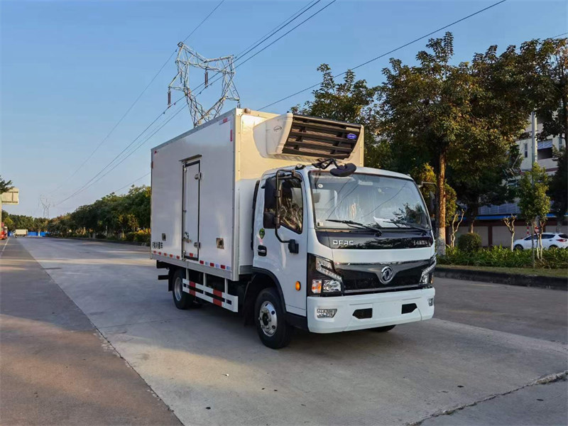 东风新能源4.2米冷藏车