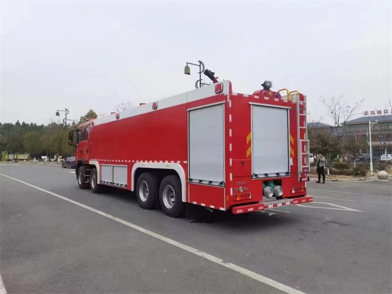 豪沃25吨水罐消防车专为消防任务量身打造